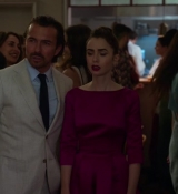 Emily_in_Paris_S02E06_WEBRip_x264-ION10_1612.jpg
