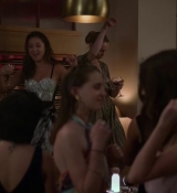 Emily_in_Paris_S02E06_WEBRip_x264-ION10_1743.jpg