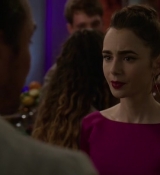 Emily_in_Paris_S02E06_WEBRip_x264-ION10_1749.jpg
