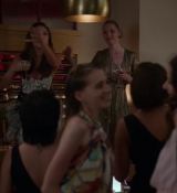 Emily_in_Paris_S02E06_WEBRip_x264-ION10_1788.jpg