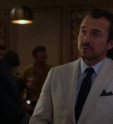 Emily_in_Paris_S02E06_WEBRip_x264-ION10_1824.jpg