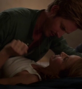 Emily_in_Paris_S02E06_WEBRip_x264-ION10_1971.jpg