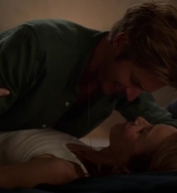 Emily_in_Paris_S02E06_WEBRip_x264-ION10_1975.jpg