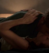 Emily_in_Paris_S02E06_WEBRip_x264-ION10_1984.jpg