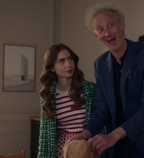 Emily_in_Paris_S02E06_WEBRip_x264-ION10_2027.jpg