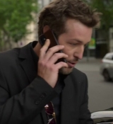 Emily_in_Paris_S02E06_WEBRip_x264-ION10_2079.jpg