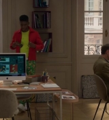 Emily_in_Paris_S02E06_WEBRip_x264-ION10_2097.jpg