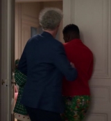 Emily_in_Paris_S02E06_WEBRip_x264-ION10_2298.jpg