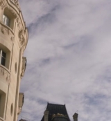 Emily_in_Paris_S02E06_WEBRip_x264-ION10_2533.jpg