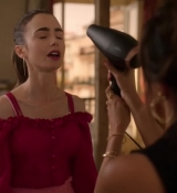 Emily_in_Paris_S02E07_WEBRip_x264-ION10_0098.jpg
