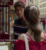 Emily_in_Paris_S02E07_WEBRip_x264-ION10_0150.jpg