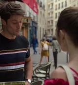 Emily_in_Paris_S02E07_WEBRip_x264-ION10_0181.jpg
