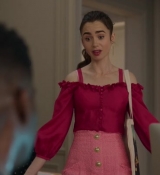 Emily_in_Paris_S02E07_WEBRip_x264-ION10_0261.jpg