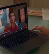 Emily_in_Paris_S02E07_WEBRip_x264-ION10_0294.jpg