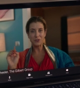 Emily_in_Paris_S02E07_WEBRip_x264-ION10_0383.jpg