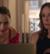Emily_in_Paris_S02E07_WEBRip_x264-ION10_0399.jpg