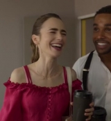 Emily_in_Paris_S02E07_WEBRip_x264-ION10_0741.jpg