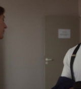Emily_in_Paris_S02E07_WEBRip_x264-ION10_0758.jpg