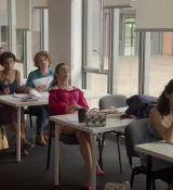 Emily_in_Paris_S02E07_WEBRip_x264-ION10_0783.jpg