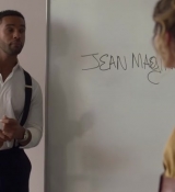 Emily_in_Paris_S02E07_WEBRip_x264-ION10_0841.jpg