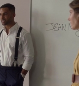 Emily_in_Paris_S02E07_WEBRip_x264-ION10_0873.jpg