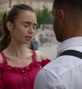 Emily_in_Paris_S02E07_WEBRip_x264-ION10_0999.jpg