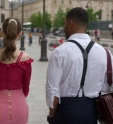 Emily_in_Paris_S02E07_WEBRip_x264-ION10_1016.jpg