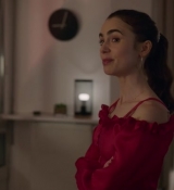 Emily_in_Paris_S02E07_WEBRip_x264-ION10_1040.jpg