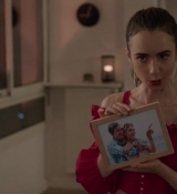 Emily_in_Paris_S02E07_WEBRip_x264-ION10_1086.jpg
