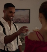 Emily_in_Paris_S02E07_WEBRip_x264-ION10_1170.jpg