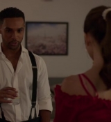 Emily_in_Paris_S02E07_WEBRip_x264-ION10_1176.jpg