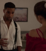 Emily_in_Paris_S02E07_WEBRip_x264-ION10_1205.jpg