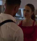Emily_in_Paris_S02E07_WEBRip_x264-ION10_1245.jpg