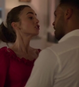 Emily_in_Paris_S02E07_WEBRip_x264-ION10_1378.jpg