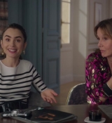 Emily_in_Paris_S02E07_WEBRip_x264-ION10_1738.jpg