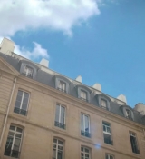 Emily_in_Paris_S02E07_WEBRip_x264-ION10_1942.jpg