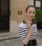 Emily_in_Paris_S02E07_WEBRip_x264-ION10_1981.jpg