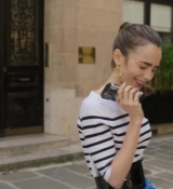 Emily_in_Paris_S02E07_WEBRip_x264-ION10_1995.jpg