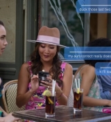 Emily_in_Paris_S02E07_WEBRip_x264-ION10_2139.jpg