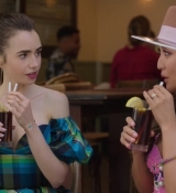 Emily_in_Paris_S02E07_WEBRip_x264-ION10_2167.jpg