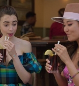 Emily_in_Paris_S02E07_WEBRip_x264-ION10_2171.jpg