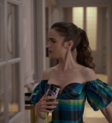 Emily_in_Paris_S02E07_WEBRip_x264-ION10_2338.jpg