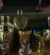 Emily_in_Paris_S02E07_WEBRip_x264-ION10_2379.jpg