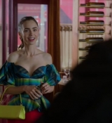 Emily_in_Paris_S02E07_WEBRip_x264-ION10_2408.jpg