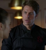 Emily_in_Paris_S02E07_WEBRip_x264-ION10_2480.jpg