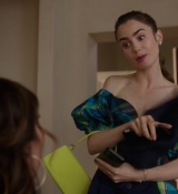 Emily_in_Paris_S02E07_WEBRip_x264-ION10_2542.jpg