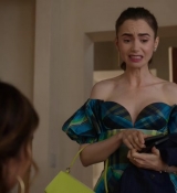 Emily_in_Paris_S02E07_WEBRip_x264-ION10_2548.jpg