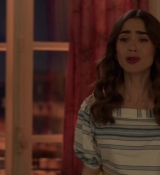 Emily_in_Paris_S02E08_WEBRip_x264-ION10_0338.jpg