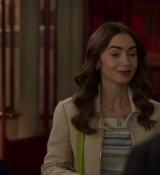 Emily_in_Paris_S02E08_WEBRip_x264-ION10_0402.jpg