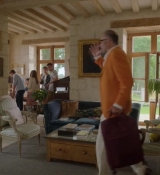 Emily_in_Paris_S02E08_WEBRip_x264-ION10_0905.jpg